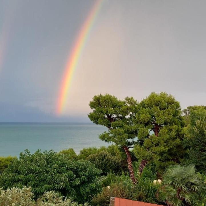 Affittacamere Le Tre Sorelle Sirolo Εξωτερικό φωτογραφία